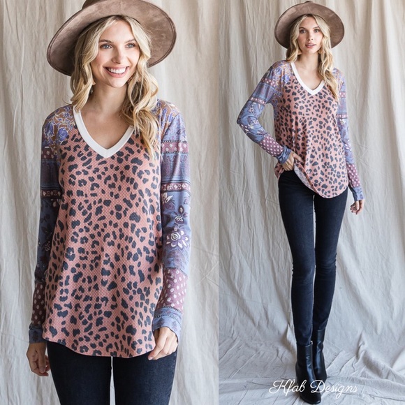 LAST 1! V Neck Color Block Floral/Animal Print Top - Picture 5 of 8
